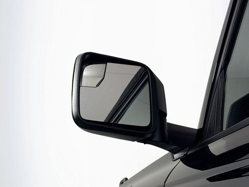 Used 2025 Ford Bronco 4-Door AWD/4WD image 5