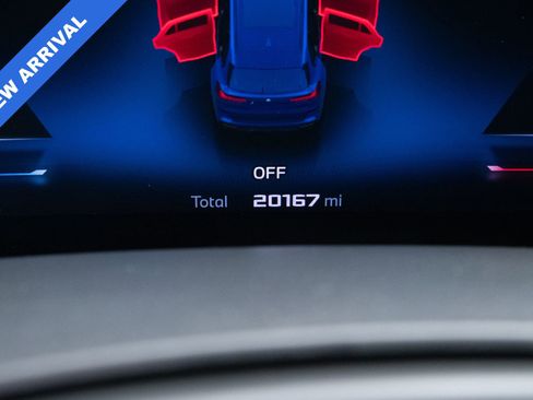 Used 2025 BMW X5 M60i w/ Climate Comfort Package image 28