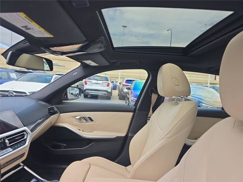 Used 2020 BMW 330i Sedan w/ Convenience Package RWD image 26