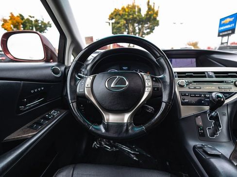 Used 2013 Lexus RX 450h AWD image 16