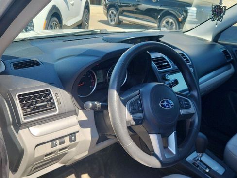 Used 2018 Subaru Forester 2.5i w/ Alloy Wheel Package AWD/4WD image 10