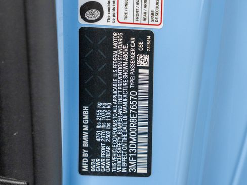 Used 2024 BMW M2 w/ Lighting Package image 19