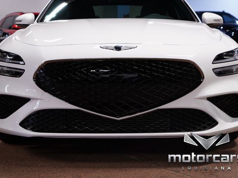 Used 2023 Genesis G70 2.0T w/ Sport Prestige Package image 10