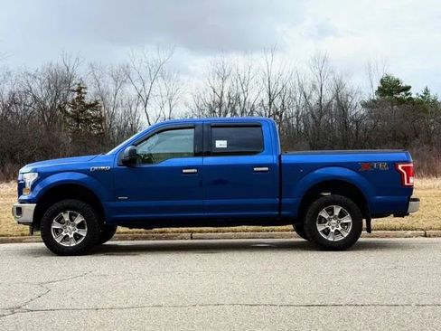 Used 2017 Ford F150 XLT w/ XTR Package image 27
