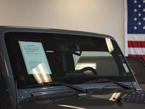 Used 2014 Jeep Wrangler Unlimited Sport w/ Quick Order Package 24S AWD/4WD image 24
