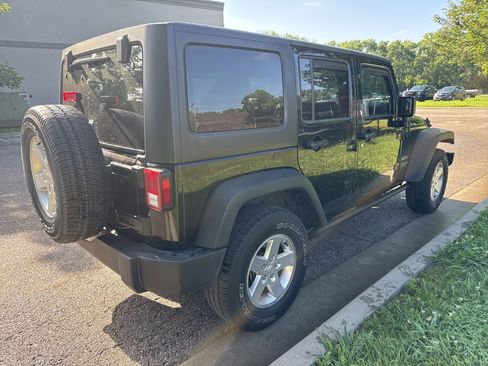 Used 2016 Jeep Wrangler Unlimited Sport w/ Quick Order Package 24S AWD/4WD image 5