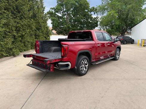 Used 2023 GMC Sierra 1500 SLT w/ SLT Premium Plus Package AWD/4WD image 33