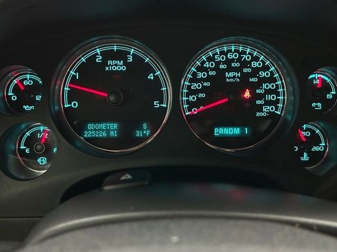 Used 2014 GMC Sierra 3500 Denali image 19