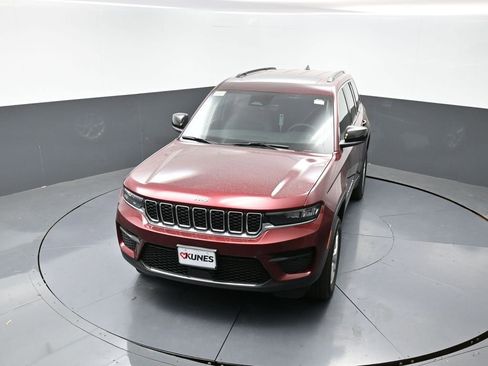 New 2025 Jeep Grand Cherokee Laredo X w/ Luxury Tech Group I image 43