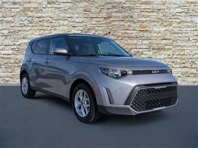 New 2025 Kia Soul LX