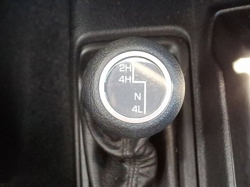 Used 2018 Jeep Wrangler Sport image 25