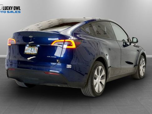 Used 2023 Tesla Model Y Long Range AWD/4WD image 5