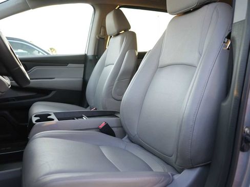 Used 2024 Honda Odyssey EX-L image 11