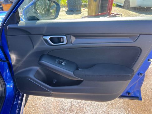 Used 2024 Honda Civic LX image 17