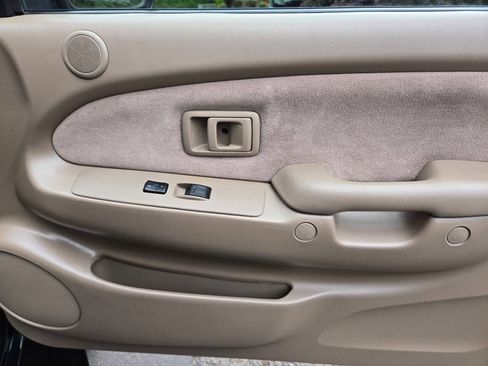 Used 2003 Toyota Tacoma PreRunner RWD image 19