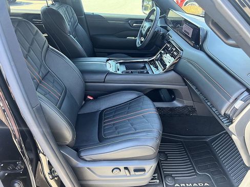 Certified 2025 Nissan Armada PRO-4X w/ Pro-4X Premium Package AWD/4WD image 17