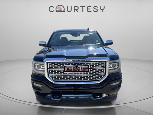 Used 2017 GMC Sierra 1500 Denali w/ Denali Ultimate Package image 10