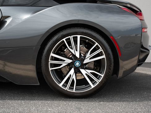 Used 2015 BMW i8 AWD/4WD image 39