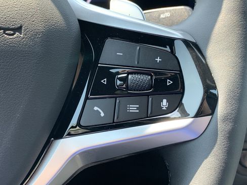 Used 2025 BMW 330i xDrive 330i xDrive w/ Convenience Package image 22