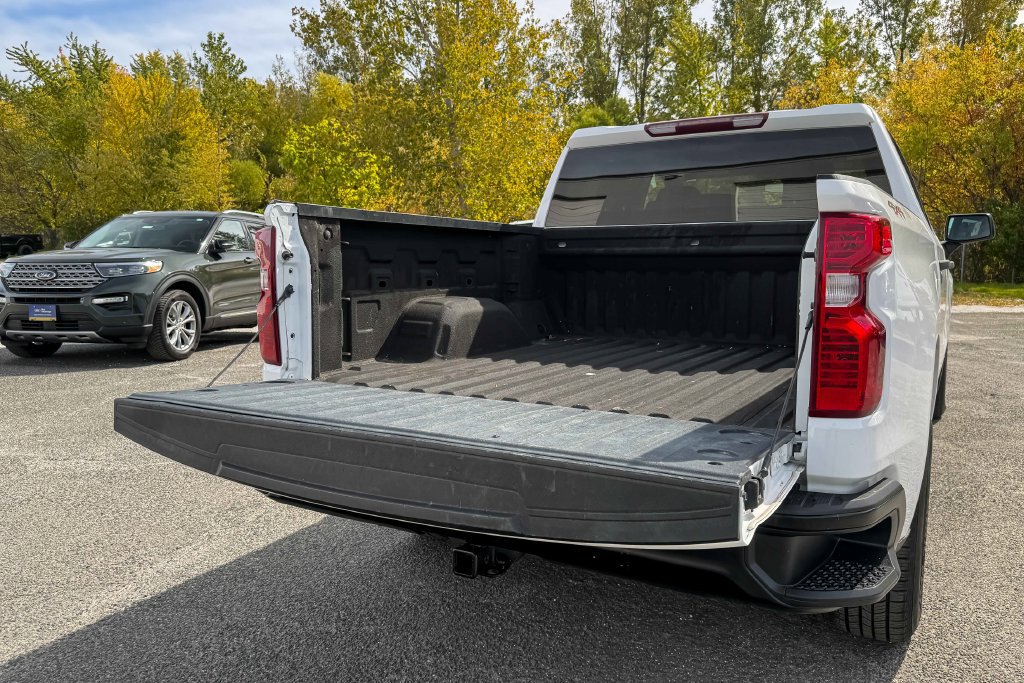 Used 2021 Chevrolet Silverado 1500 W/T w/ WT Value Package AWD/4WD image 14
