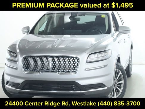 Certified 2022 Lincoln Nautilus AWD w/ Premium Package image 3