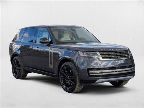 New 2025 Land Rover Range Rover SE image 6