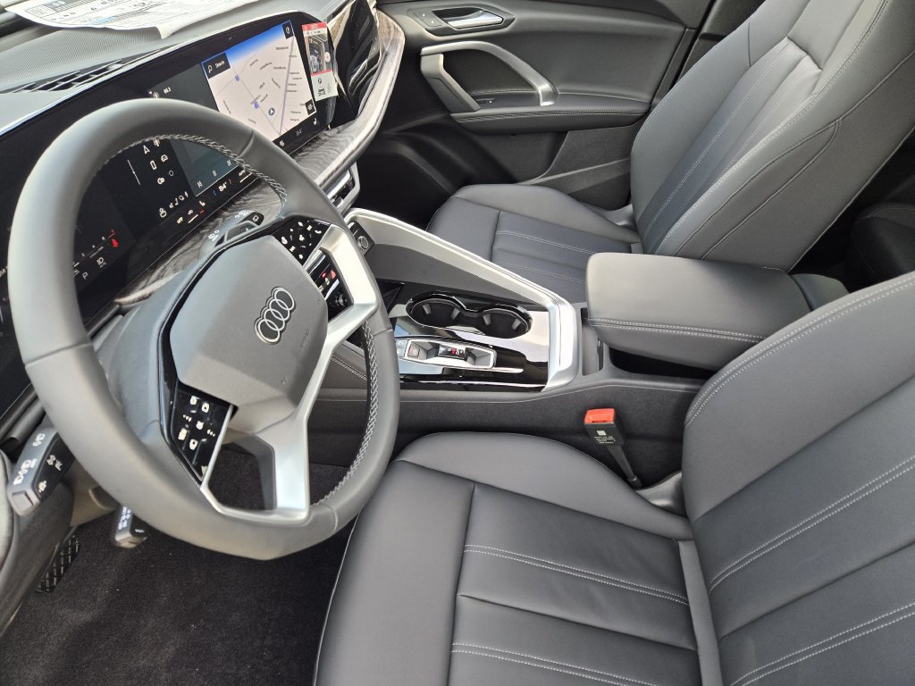 Used 2025 Audi Q5 Premium Plus AWD/4WD image 17