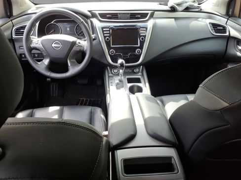 Used 2024 Nissan Murano SL AWD/4WD image 8
