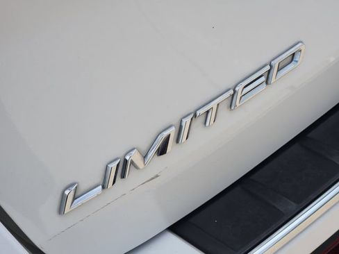 Used 2021 Ford Explorer Limited w/ Hybrid Equipment Group 310A AWD/4WD image 12