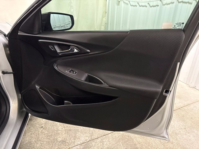 Used 2022 Chevrolet Malibu LT FWD image 20