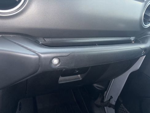 Used 2023 Jeep Gladiator Rubicon w/ Cold Weather Group image 32