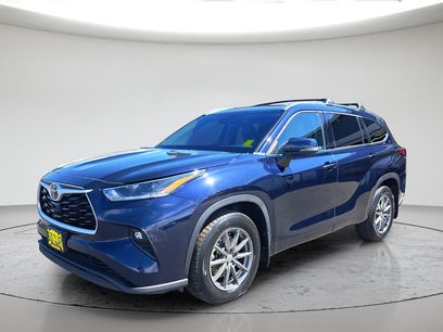 Used 2021 Toyota Highlander XLE
