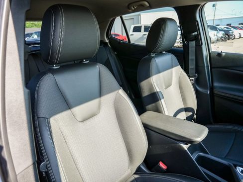 Used 2025 Buick Encore GX Preferred FWD image 15