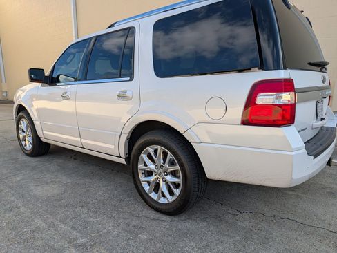 Used 2015 Ford Expedition Limited w/ Equipment Group 301A image 3