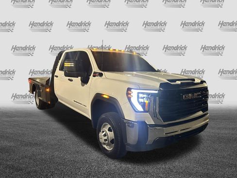 Used 2024 GMC Sierra 3500 Pro w/ Convenience Package AWD/4WD image 8