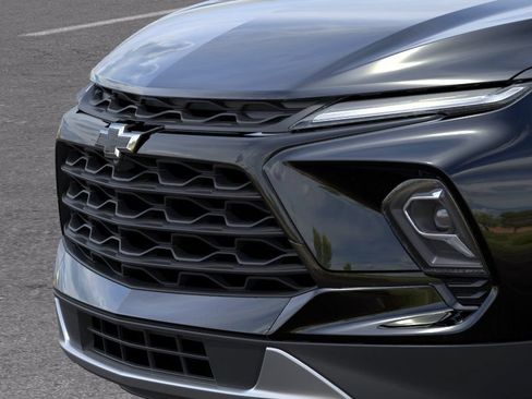 New 2026 Chevrolet Blazer LT w/ Convenience Package AWD/4WD image 13