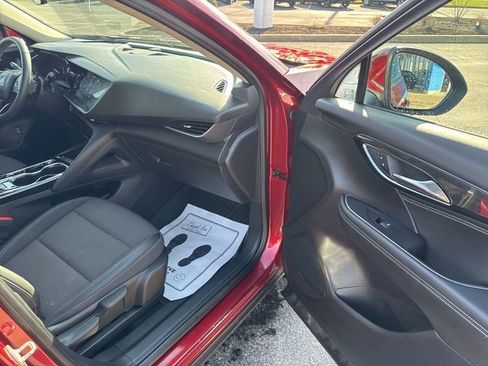 Used 2022 Buick Envision Preferred FWD image 32