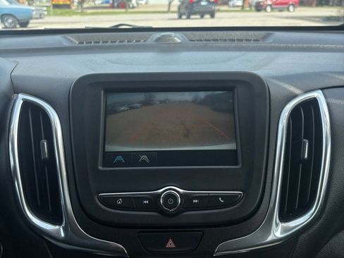 Used 2018 Chevrolet Equinox LT image 21