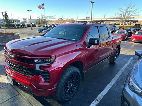 Used 2025 Chevrolet Silverado 1500 RST w/ Dark Appearance Package image 8