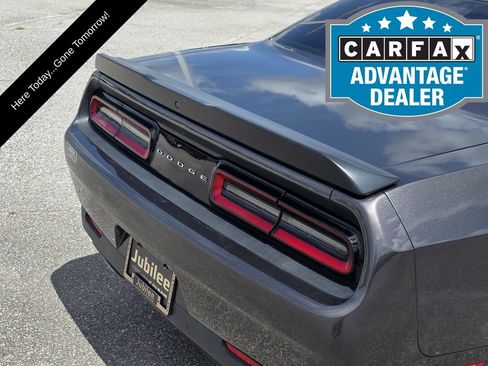 Used 2019 Dodge Challenger R/T Scat Pack w/ Dynamics Package RWD image 31