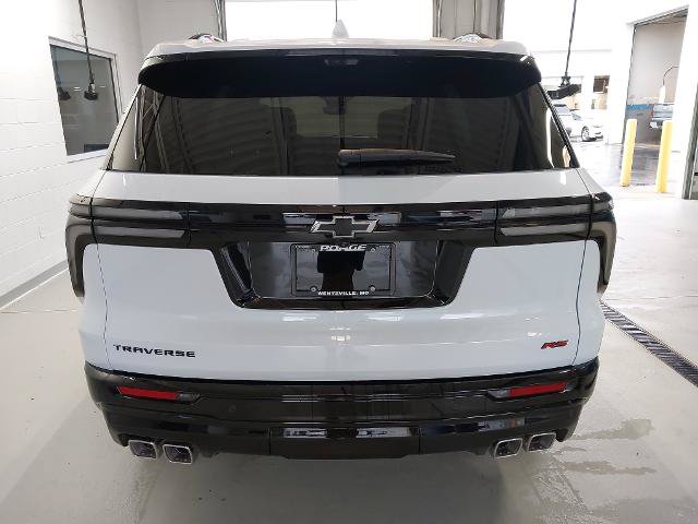 New 2026 Chevrolet Traverse RS w/ LPO, Floor Liner Package FWD image 33