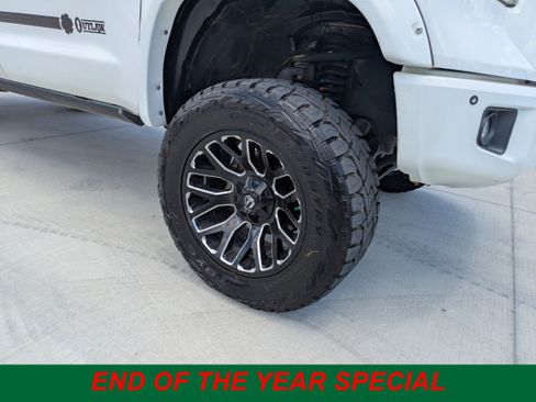 Used 2019 Toyota Tundra Platinum image 10