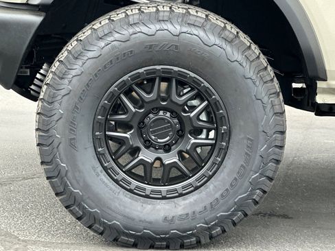 New 2026 Ford Bronco 2-Door AWD/4WD image 26