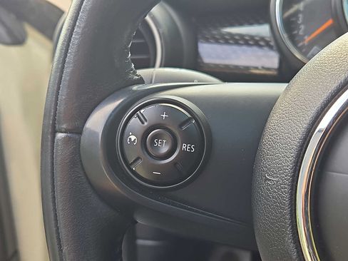 Used 2015 MINI Cooper S FWD image 18