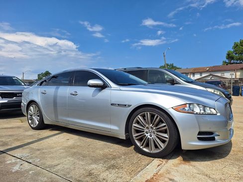 Used 2012 Jaguar XJ L Supercharged RWD image 3