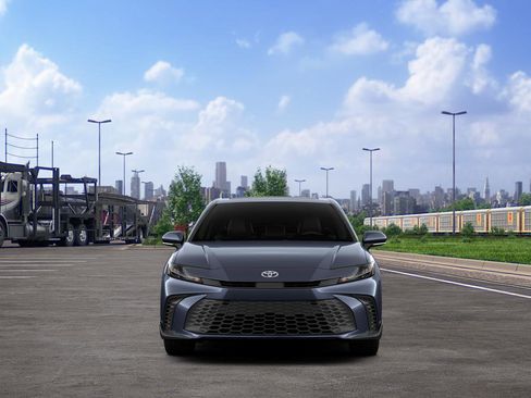 New 2026 Toyota Camry SE image 19
