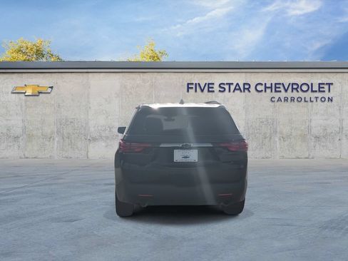 Used 2023 Chevrolet Traverse RS FWD image 7