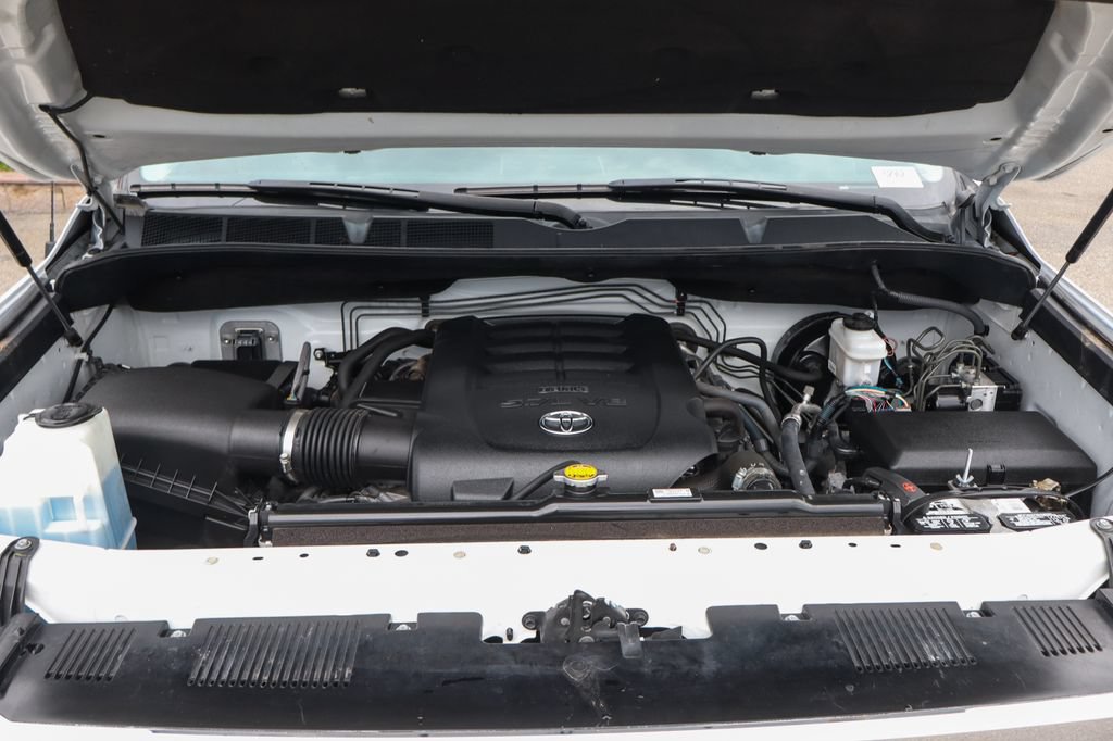 Used 2016 Toyota Tundra SR5 w/ TRD Off Road Package AWD/4WD image 12