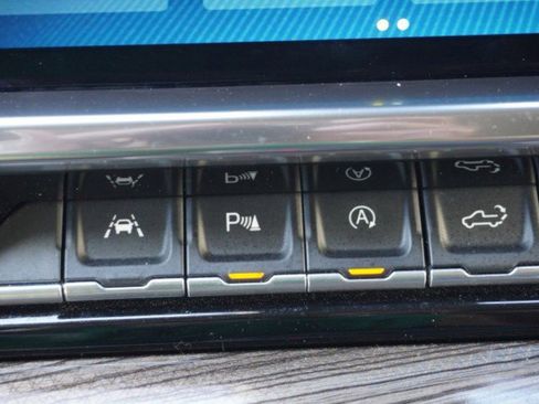 Used 2022 Chevrolet Silverado 1500 RST w/ All Star Edition Plus image 32