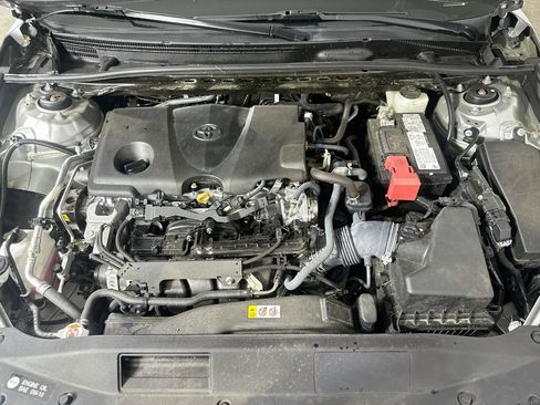 Used 2022 Toyota Camry LE w/ Convenience Package FWD image 10